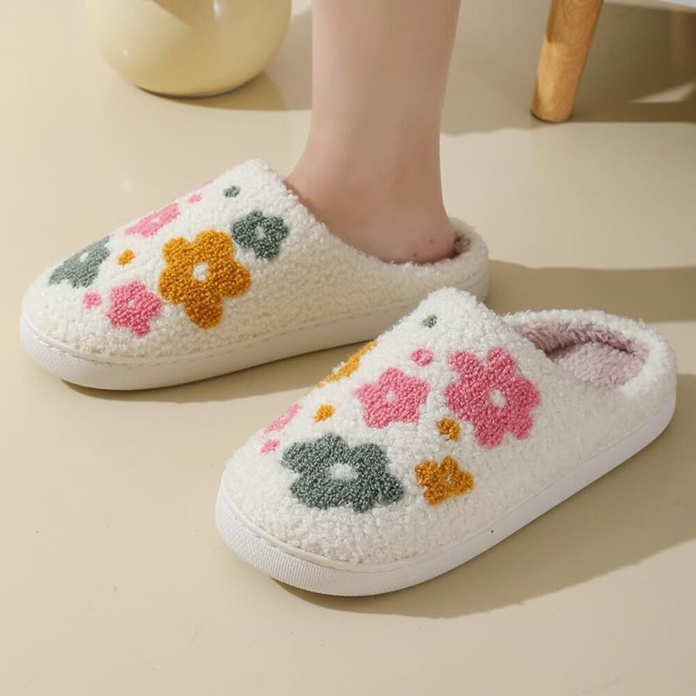 Plush Embroidered Slippers Soft Fluffy Warm Indoor Outdoor Unisex - Picture 6 of 7